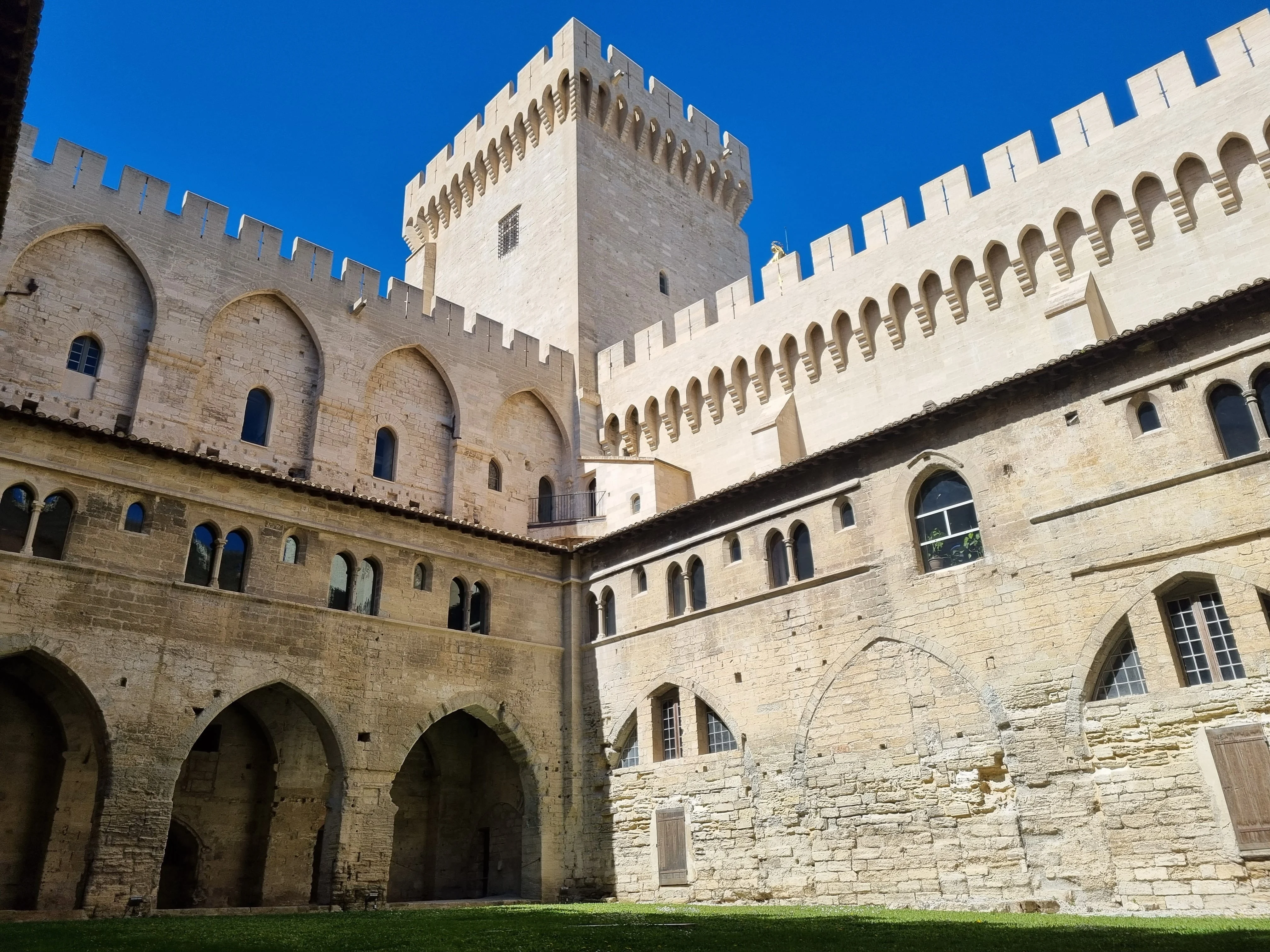 Palais des papes avignon 4 